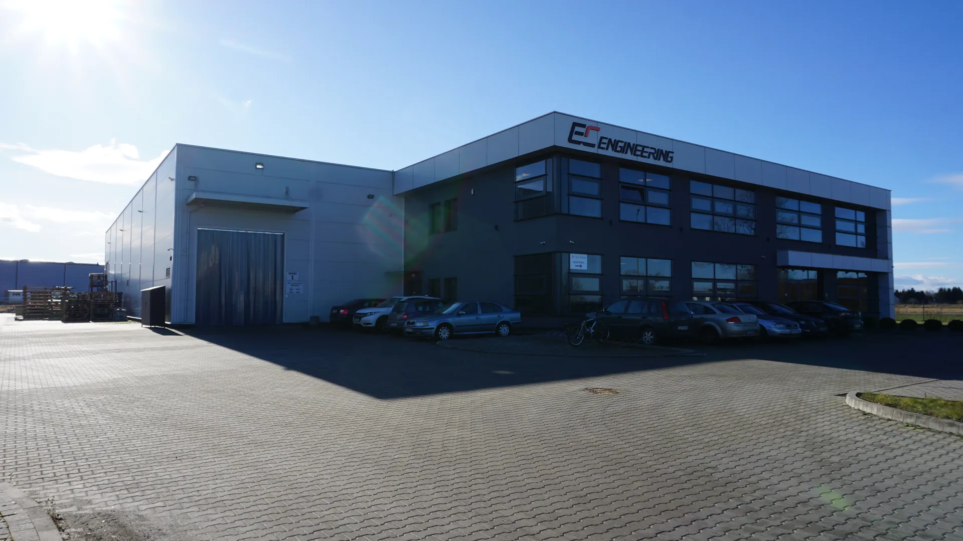 EC Engineering - zakład produkcyjny, Podłęże